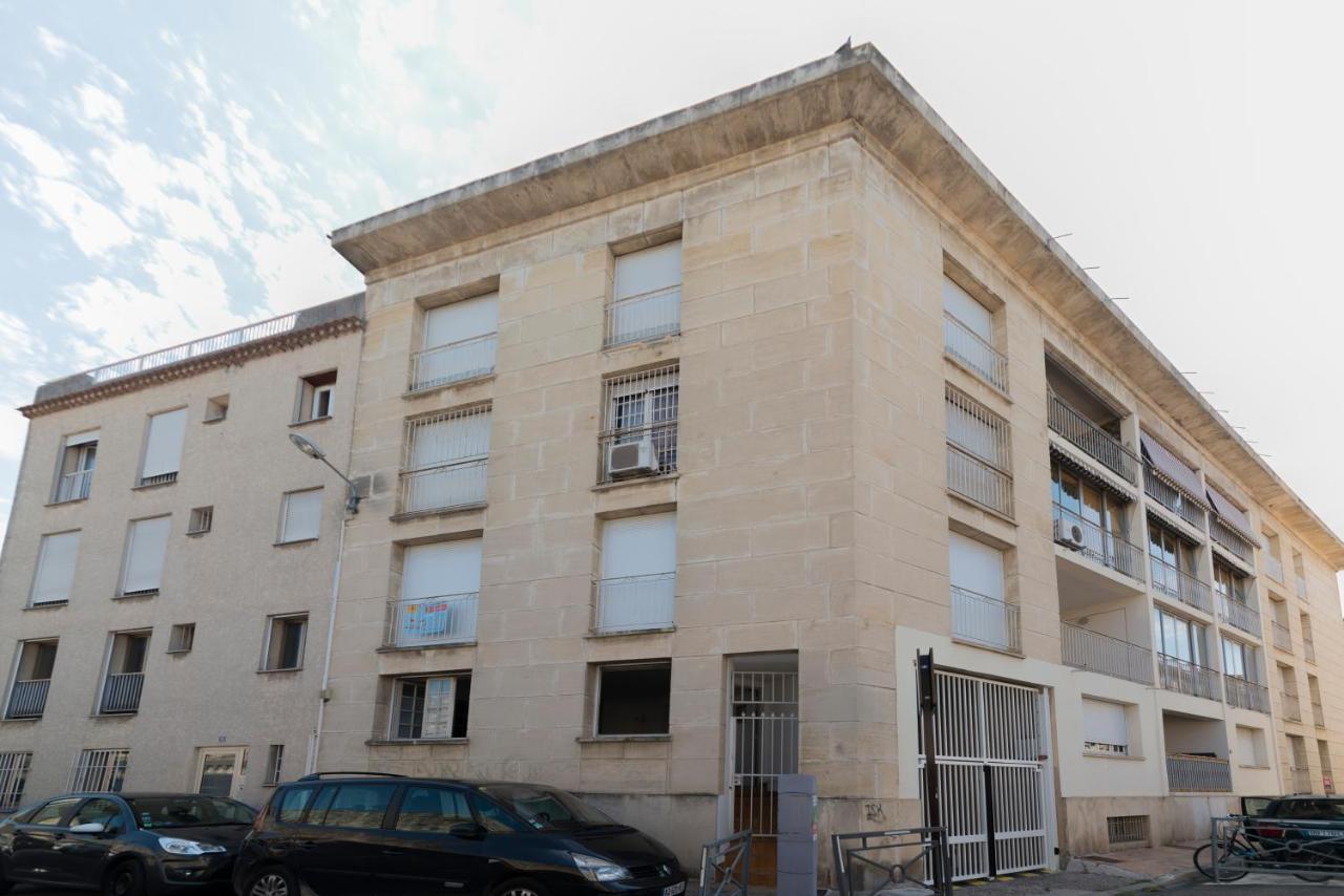 Appartement De Charme - Vue Sur Remparts - Wifi Gratuit - Parking Payant A Proximite Avignon Ngoại thất bức ảnh